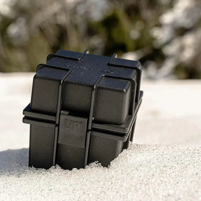 Waterproof Black Box Deck Box - ZZGames.dk