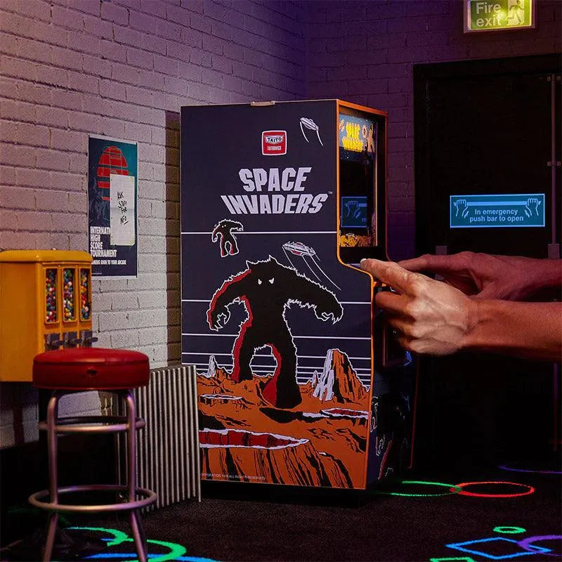 
                  
                    Official Space Invaders Quarter Size Arcade Cabinet + Coin - ZZGames.dk
                  
                