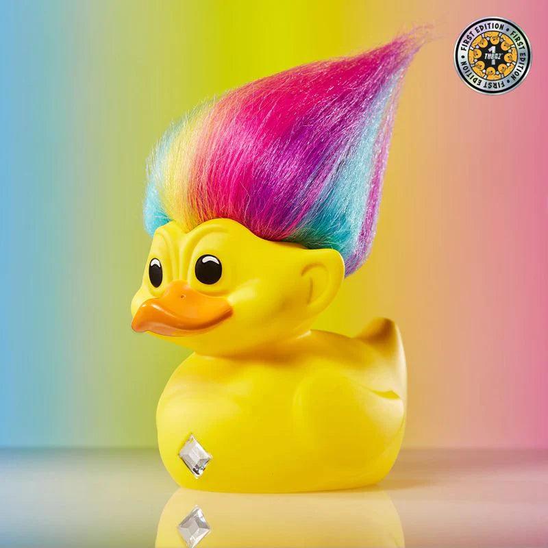 
                  
                    Official Trolls Rainbow Troll (Yellow with Rainbow Hair) TUBBZ Cosplaying Duck Collectable - ZZGames.dk
                  
                