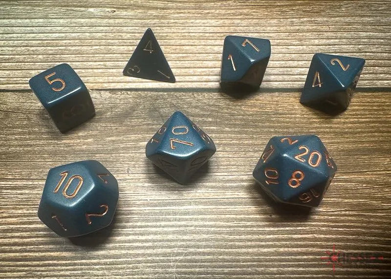 Opaque Polyhedral 7-Die Set - Dusty Blue w/Copper - ZZGames.dk