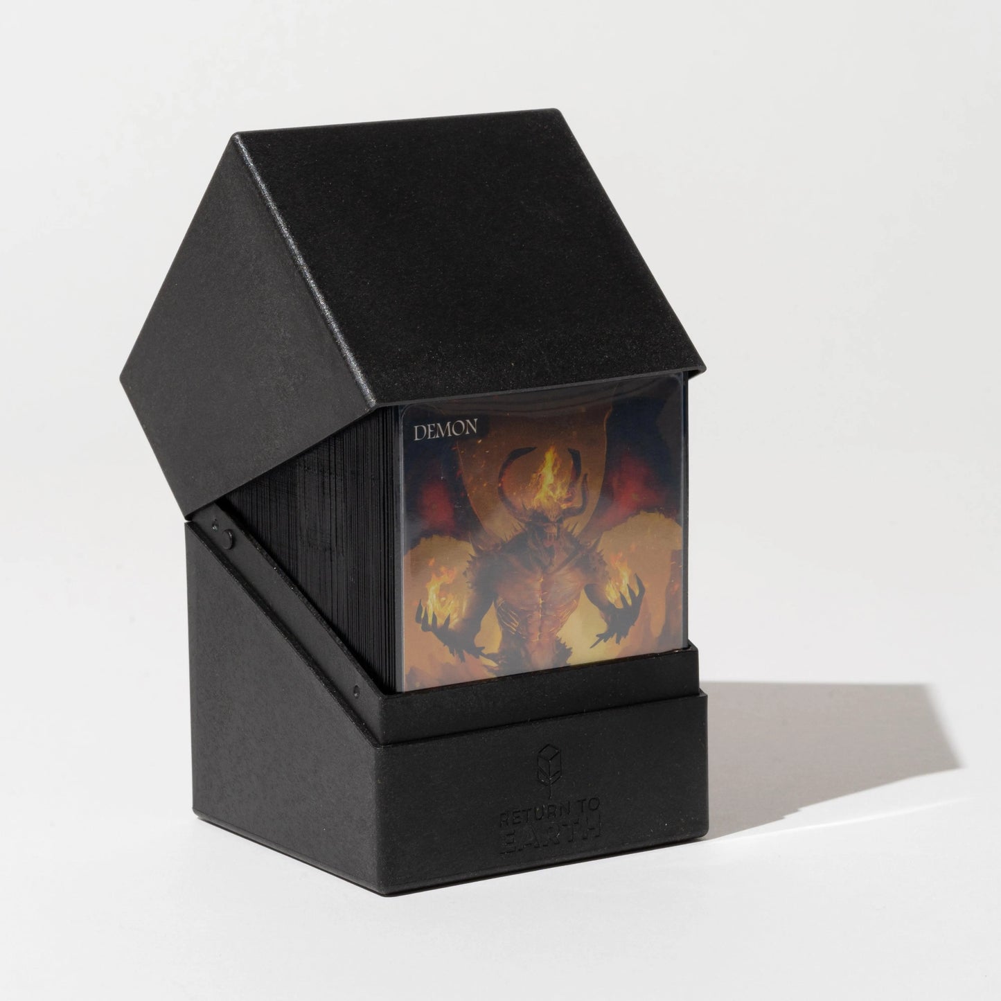 Return To Earth Boulder Deck Case 100+ Standard Size - Black - ZZGames.dk