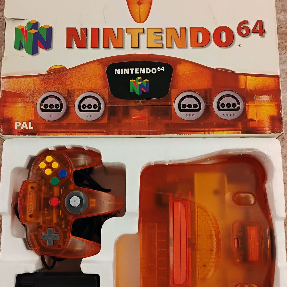 
                  
                    N64 Konsol i æske (Fire Orange)
                  
                