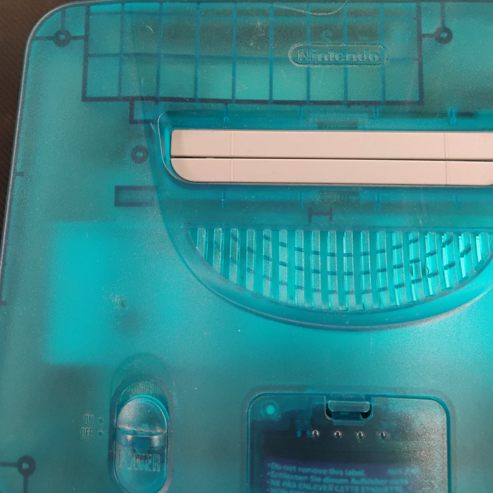 
                  
                    N64 Konsol (Clear White/Blue)
                  
                