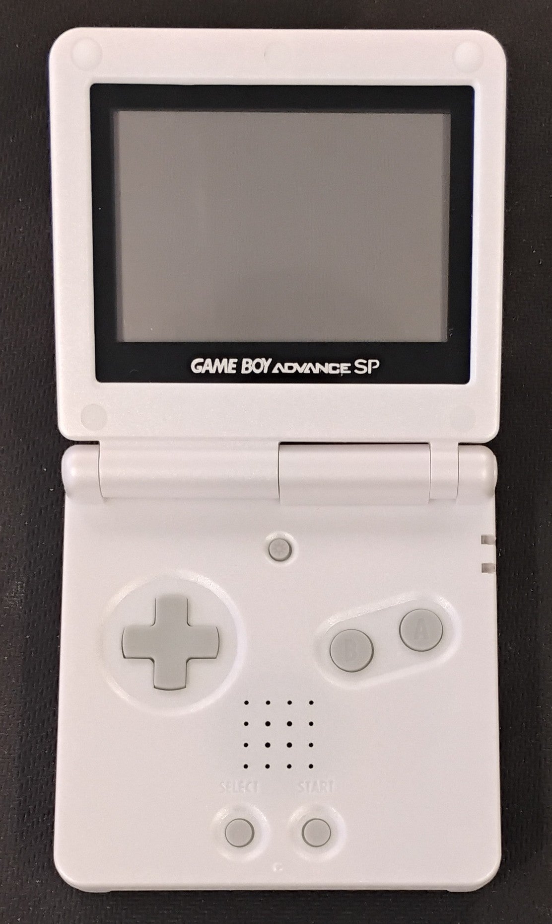 
                  
                    Gameboy Advance SP AGS-001 Konsol Pearl White Design (Reshell)
                  
                