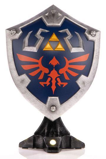 The Legend of Zelda Breath of the Wild PVC Statue Hylian Shield Collector's Edition 29 cm - ZZGames.dk