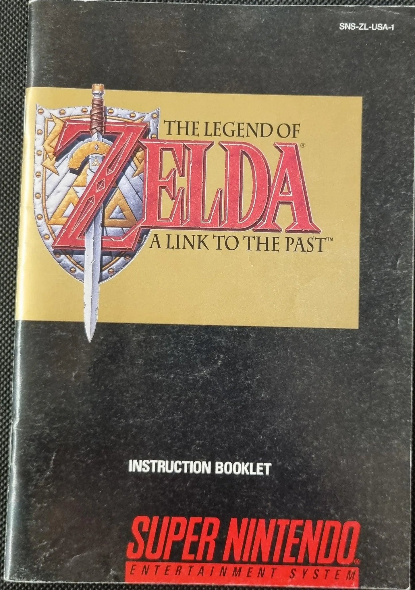 Zelda A Link To The Past manual (USA) - ZZGames.dk